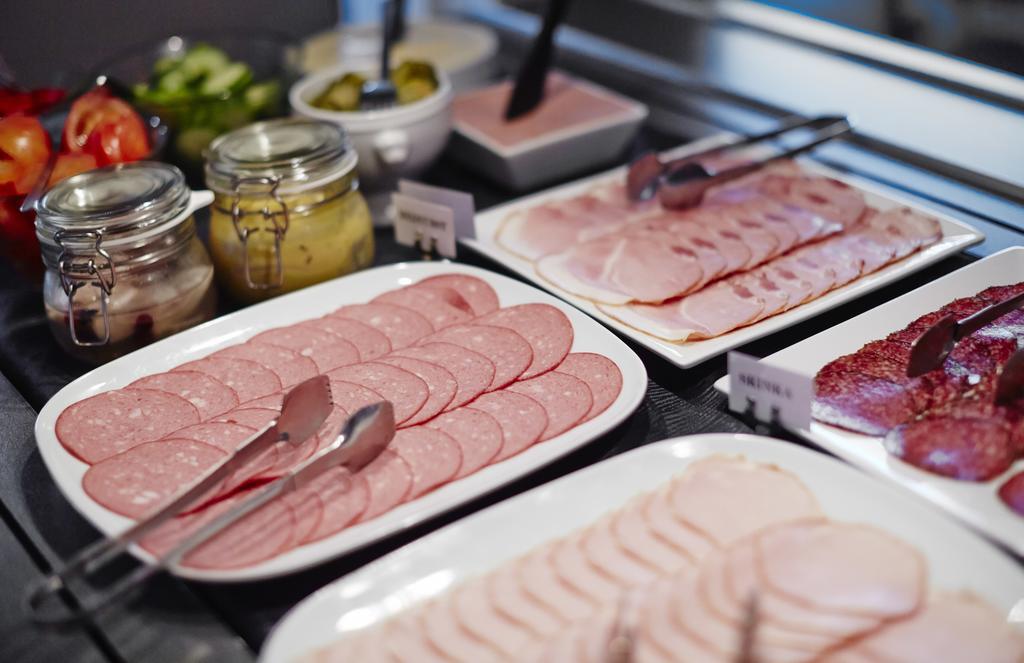 Hasse Pa Sjoekanten Hotell & Restaurang ヨンショーピン 部屋 写真