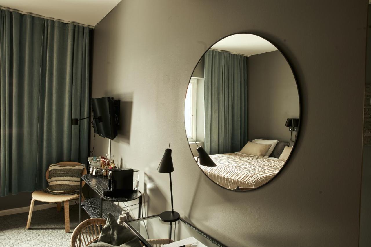 Hasse Pa Sjoekanten Hotell & Restaurang ヨンショーピン エクステリア 写真