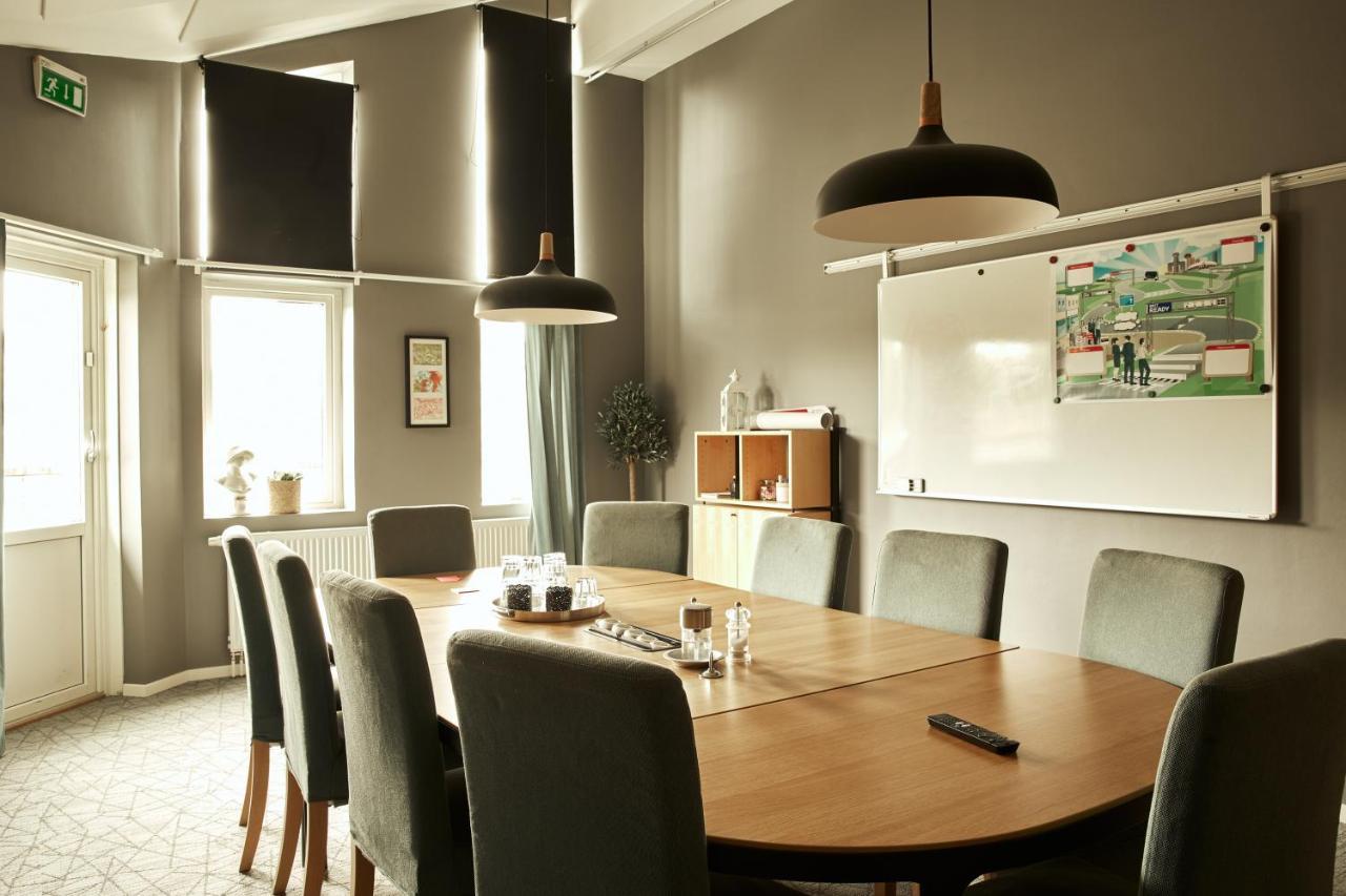 Hasse Pa Sjoekanten Hotell & Restaurang ヨンショーピン エクステリア 写真